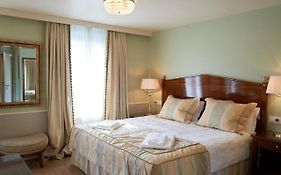 Hotel Les Contes De Bruyeres